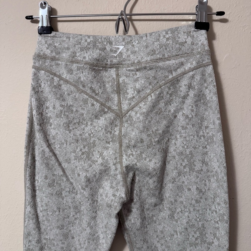Gymshark Dry Fleur Textured leggings Size Small - Picture 7 of 7